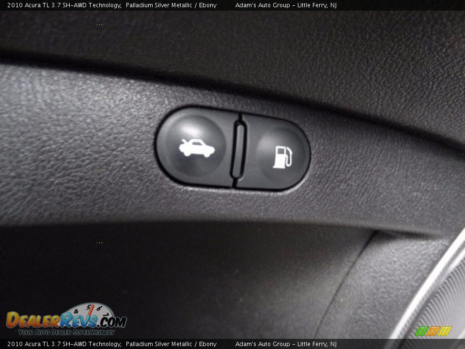 2010 Acura TL 3.7 SH-AWD Technology Palladium Silver Metallic / Ebony Photo #10