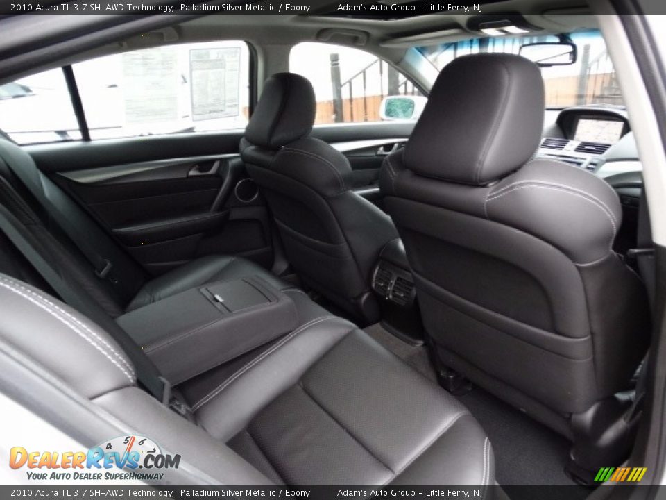 2010 Acura TL 3.7 SH-AWD Technology Palladium Silver Metallic / Ebony Photo #32