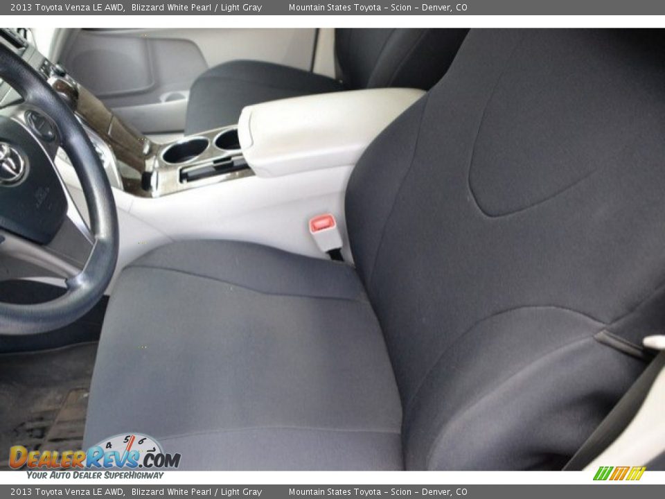 2013 Toyota Venza LE AWD Blizzard White Pearl / Light Gray Photo #11