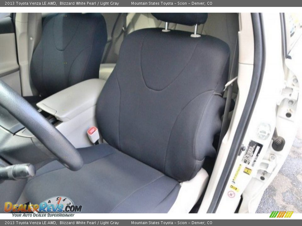 2013 Toyota Venza LE AWD Blizzard White Pearl / Light Gray Photo #12