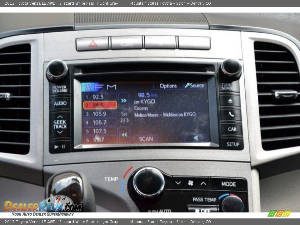 2013 Toyota Venza LE AWD Blizzard White Pearl / Light Gray Photo #14