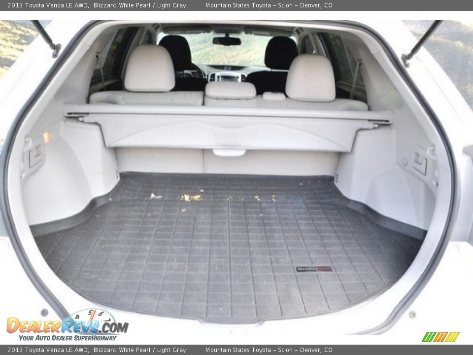 2013 Toyota Venza LE AWD Blizzard White Pearl / Light Gray Photo #26