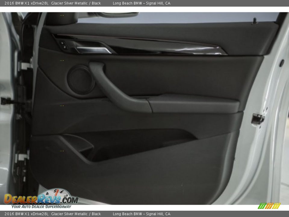 2016 BMW X1 xDrive28i Glacier Silver Metallic / Black Photo #22
