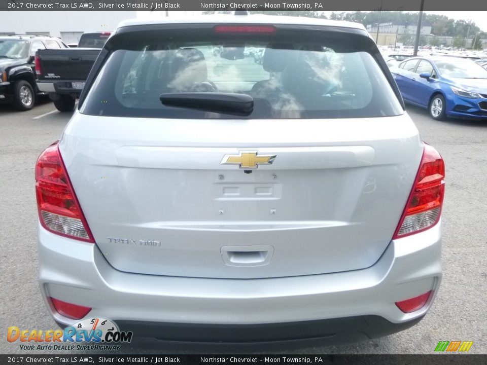 2017 Chevrolet Trax LS AWD Silver Ice Metallic / Jet Black Photo #4