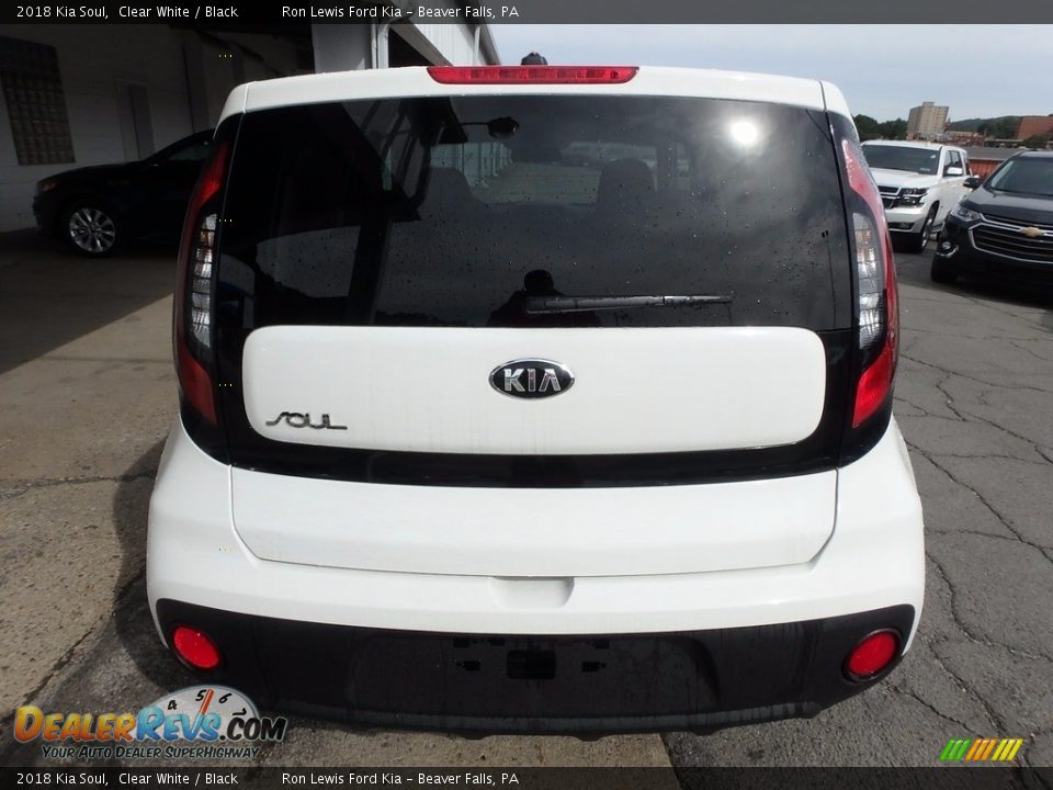 2018 Kia Soul Clear White / Black Photo #3