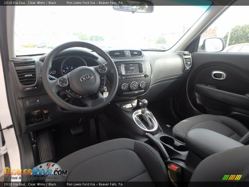 2018 Kia Soul Clear White / Black Photo #13