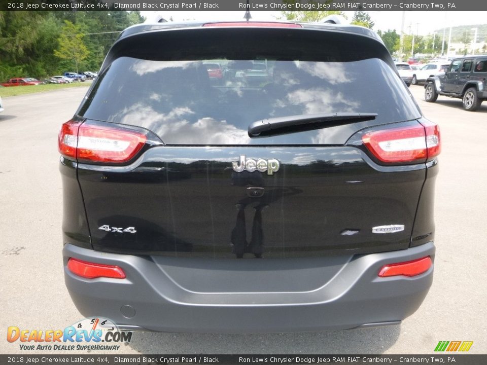 2018 Jeep Cherokee Latitude 4x4 Diamond Black Crystal Pearl / Black Photo #4