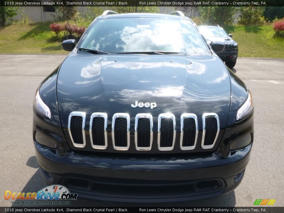 2018 Jeep Cherokee Latitude 4x4 Diamond Black Crystal Pearl / Black Photo #8