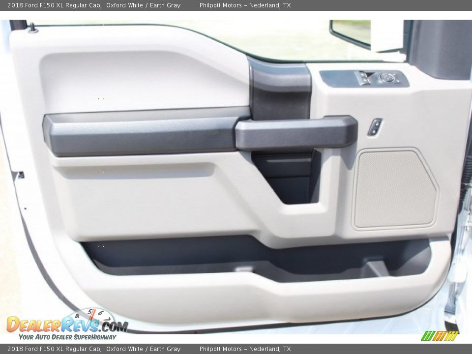 2018 Ford F150 XL Regular Cab Oxford White / Earth Gray Photo #12