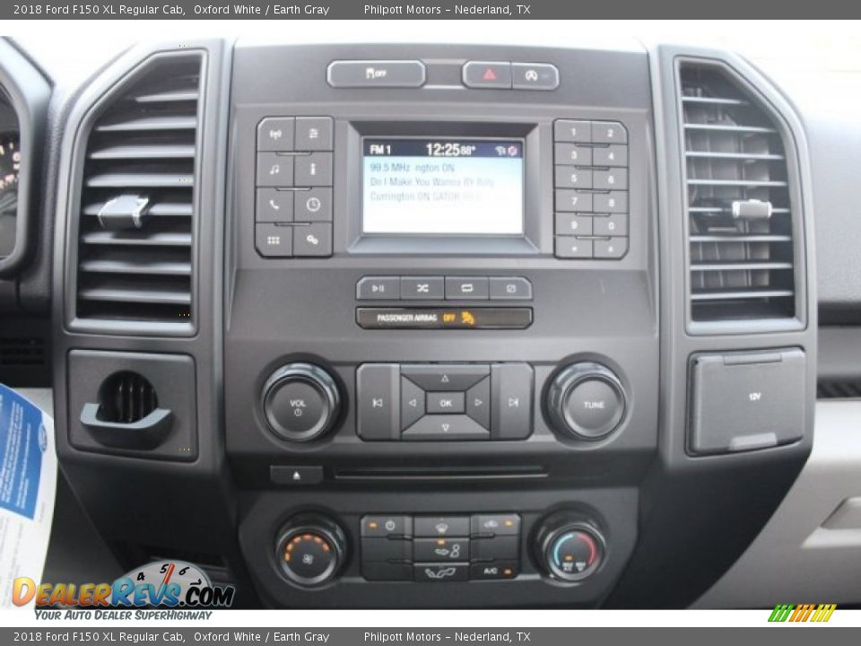 2018 Ford F150 XL Regular Cab Oxford White / Earth Gray Photo #16
