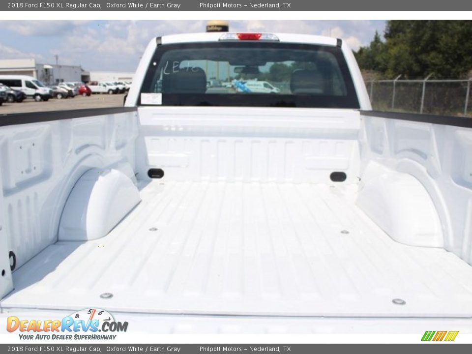 2018 Ford F150 XL Regular Cab Oxford White / Earth Gray Photo #21