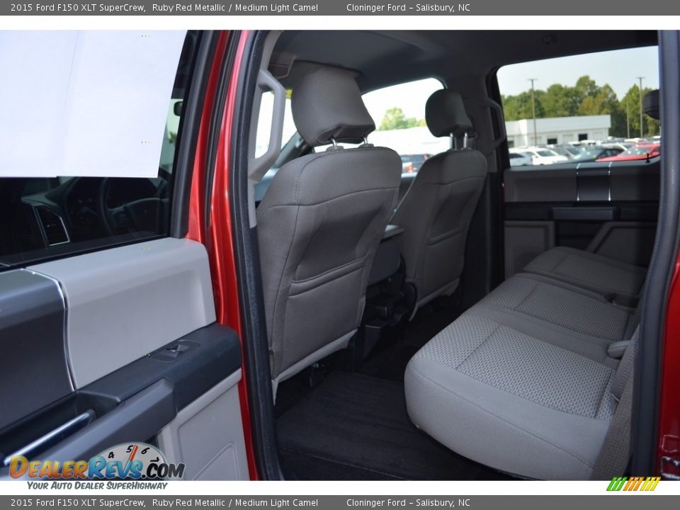 2015 Ford F150 XLT SuperCrew Ruby Red Metallic / Medium Light Camel Photo #13