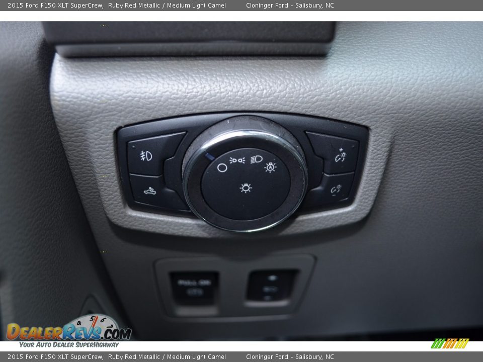 2015 Ford F150 XLT SuperCrew Ruby Red Metallic / Medium Light Camel Photo #26