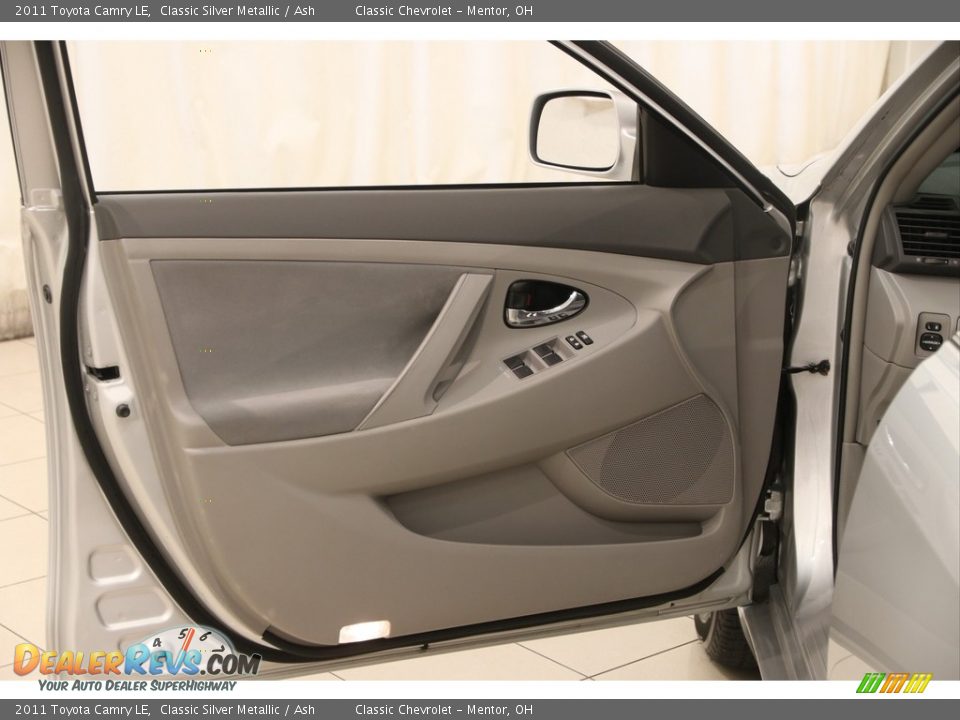2011 Toyota Camry LE Classic Silver Metallic / Ash Photo #4