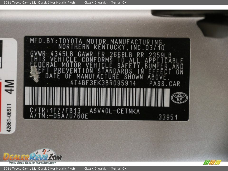 2011 Toyota Camry LE Classic Silver Metallic / Ash Photo #17