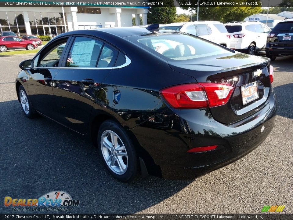 2017 Chevrolet Cruze LT Mosaic Black Metallic / Dark Atmosphere/Medium Atmosphere Photo #4