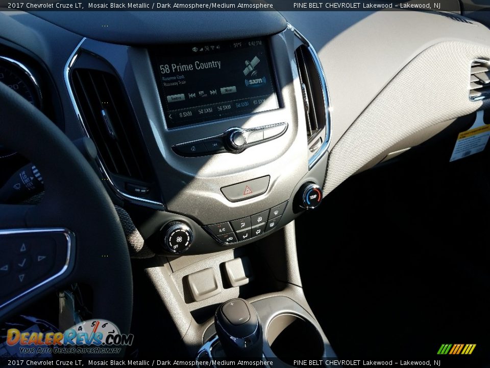2017 Chevrolet Cruze LT Mosaic Black Metallic / Dark Atmosphere/Medium Atmosphere Photo #10