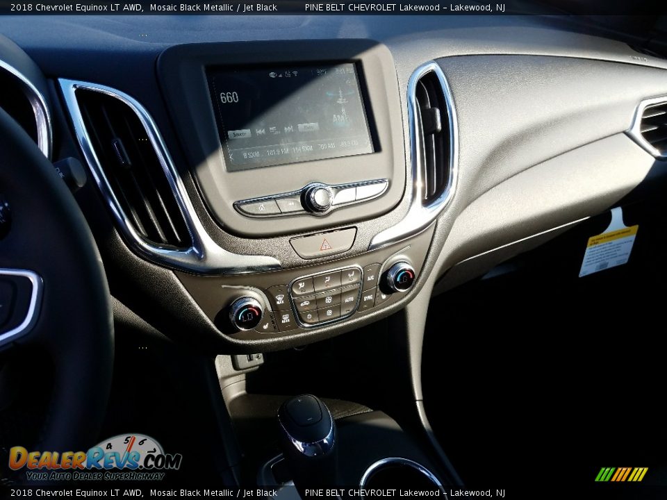 2018 Chevrolet Equinox LT AWD Mosaic Black Metallic / Jet Black Photo #10