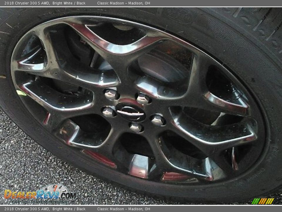 2018 Chrysler 300 S AWD Bright White / Black Photo #13