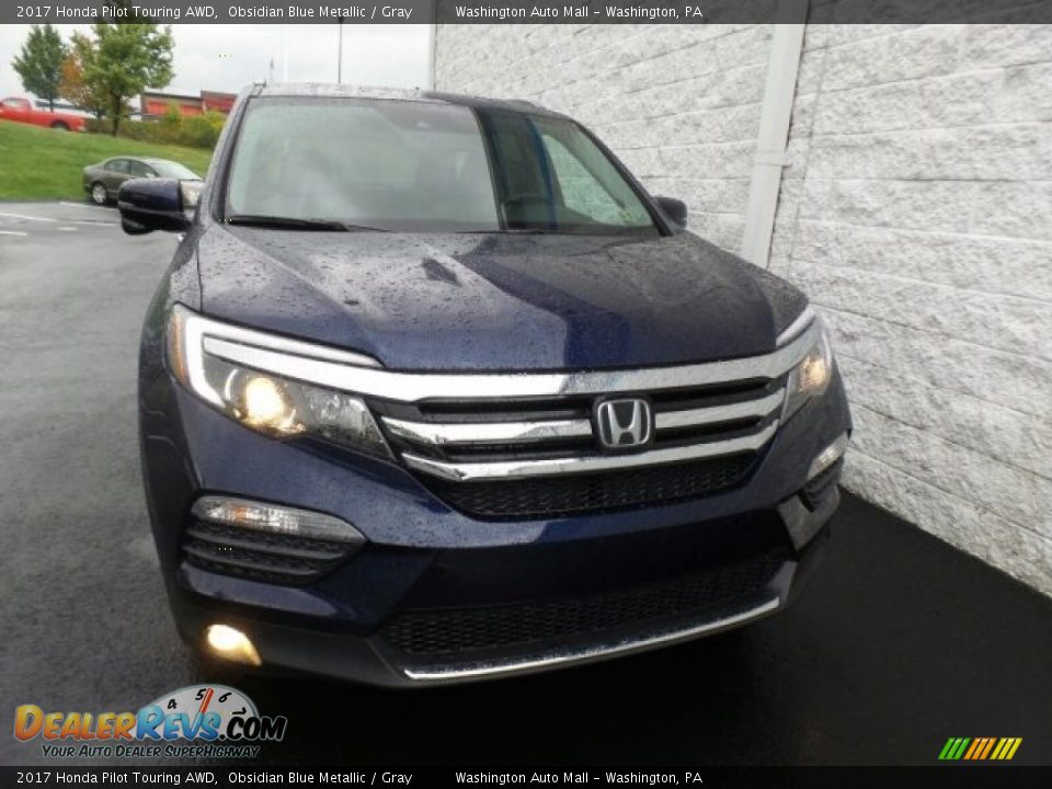 2017 Honda Pilot Touring AWD Obsidian Blue Metallic / Gray Photo #4