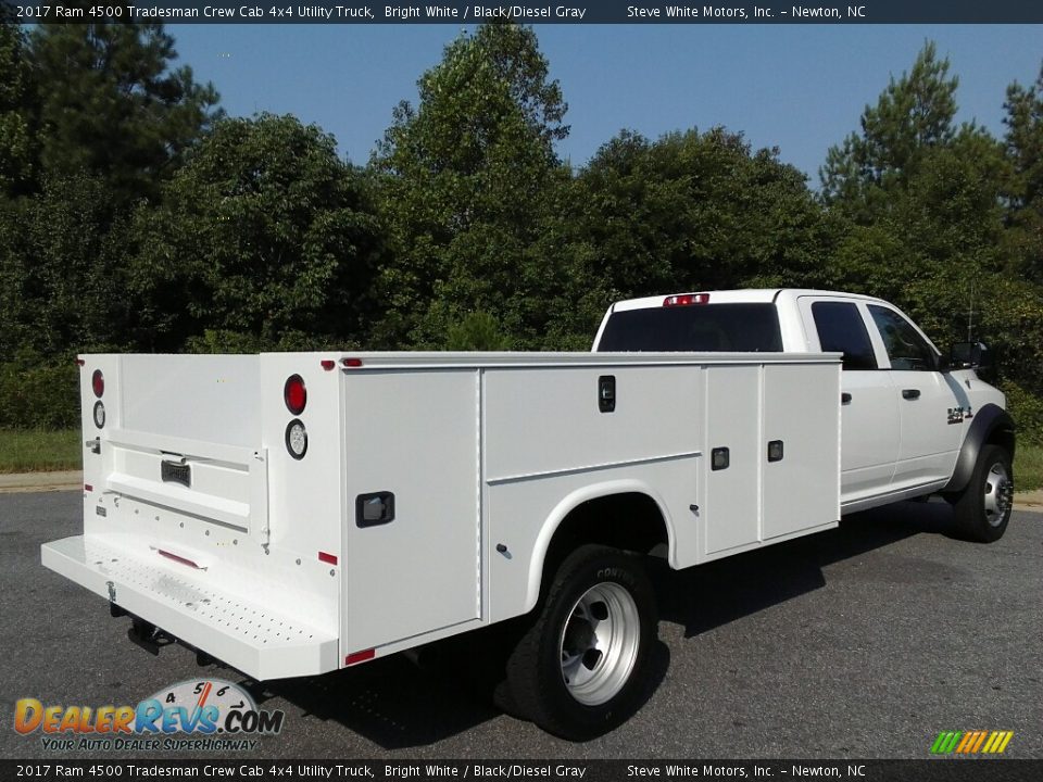 2017 Ram 4500 Tradesman Crew Cab 4x4 Utility Truck Bright White / Black/Diesel Gray Photo #8