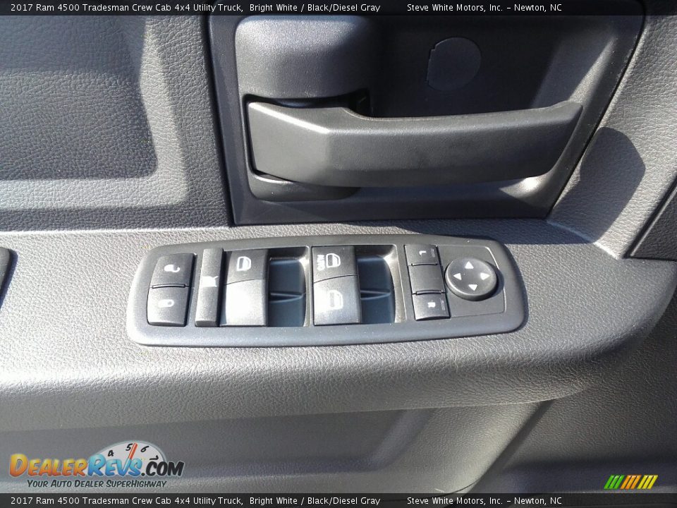 2017 Ram 4500 Tradesman Crew Cab 4x4 Utility Truck Bright White / Black/Diesel Gray Photo #14