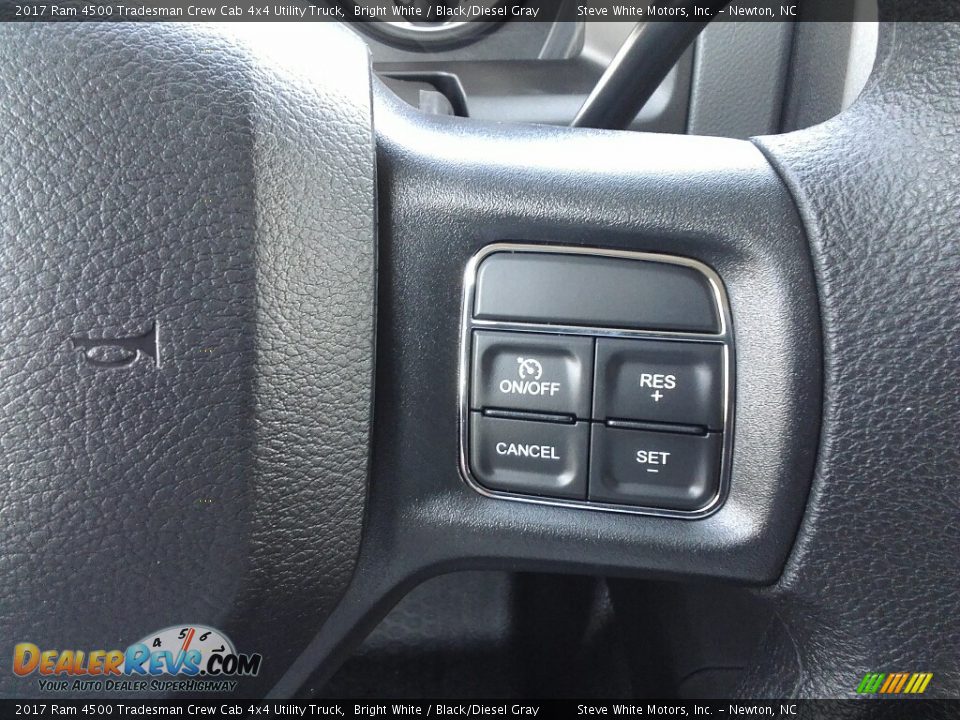 2017 Ram 4500 Tradesman Crew Cab 4x4 Utility Truck Bright White / Black/Diesel Gray Photo #16