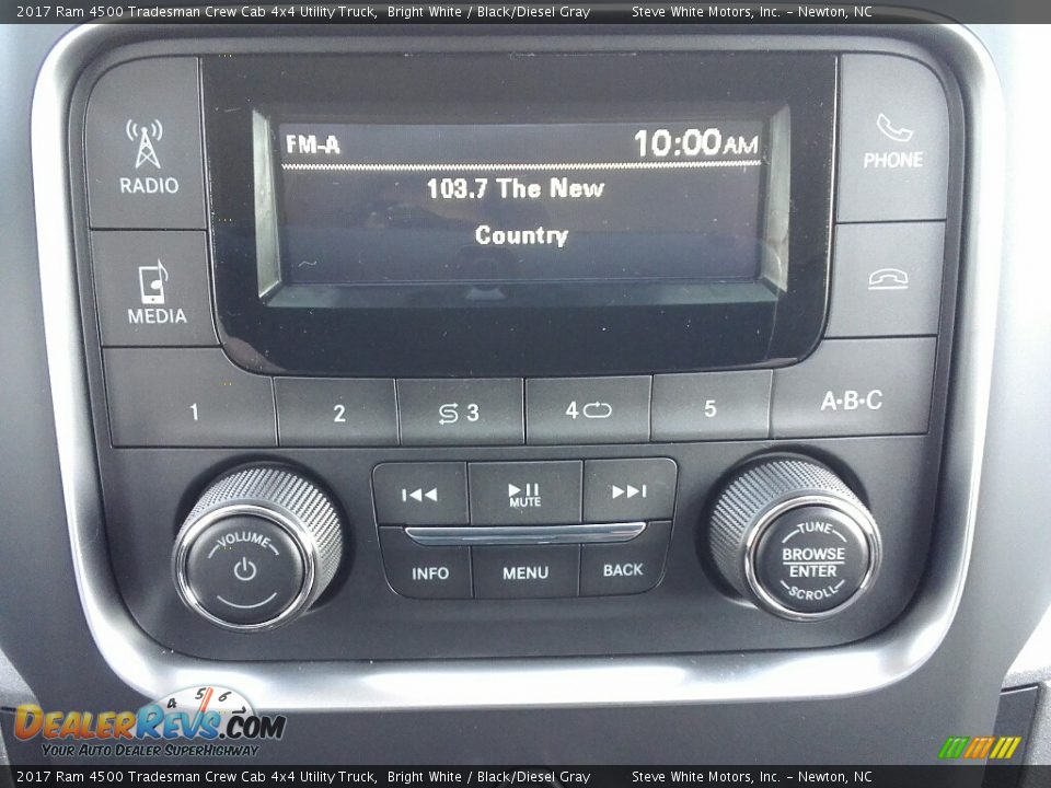 2017 Ram 4500 Tradesman Crew Cab 4x4 Utility Truck Bright White / Black/Diesel Gray Photo #18