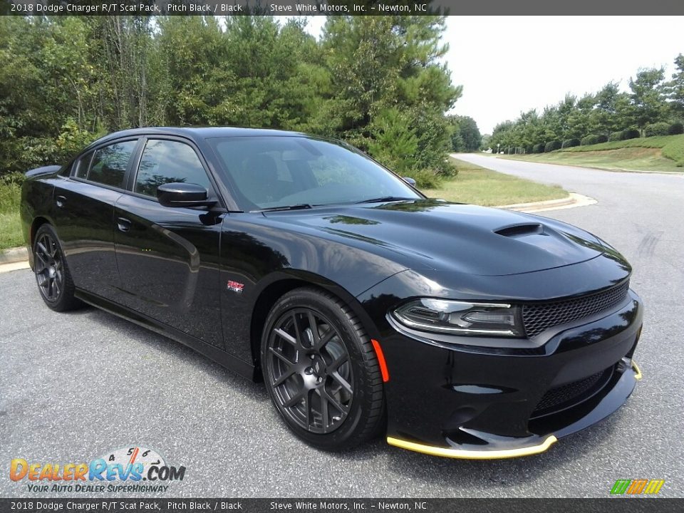 Pitch Black 2018 Dodge Charger R/T Scat Pack Photo #4