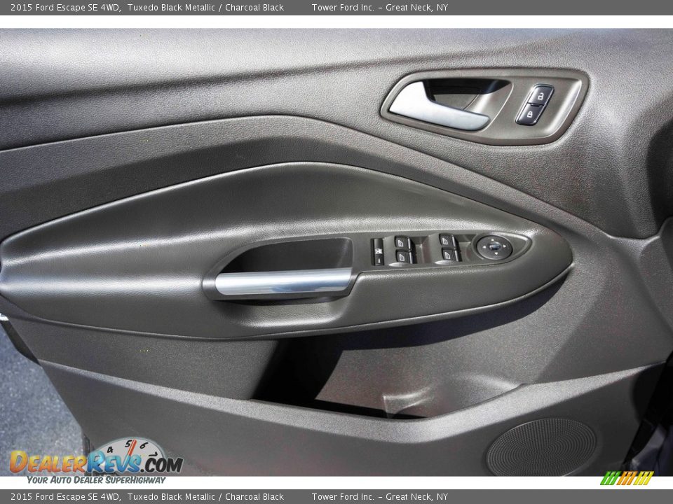 2015 Ford Escape SE 4WD Tuxedo Black Metallic / Charcoal Black Photo #11