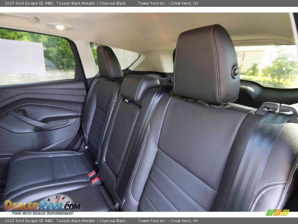 2015 Ford Escape SE 4WD Tuxedo Black Metallic / Charcoal Black Photo #21