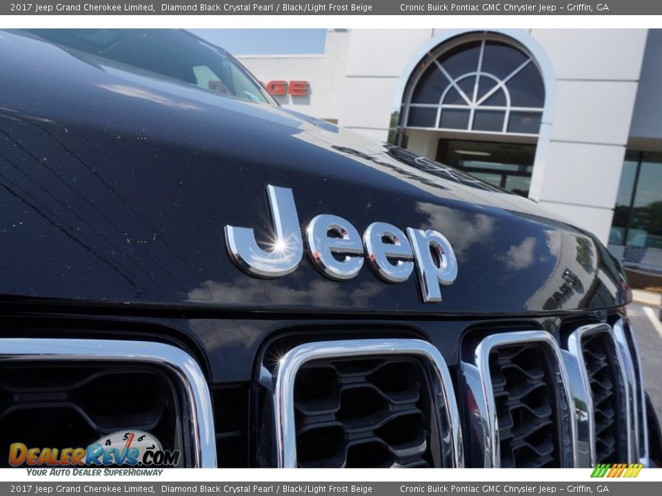 2017 Jeep Grand Cherokee Limited Diamond Black Crystal Pearl / Black/Light Frost Beige Photo #22