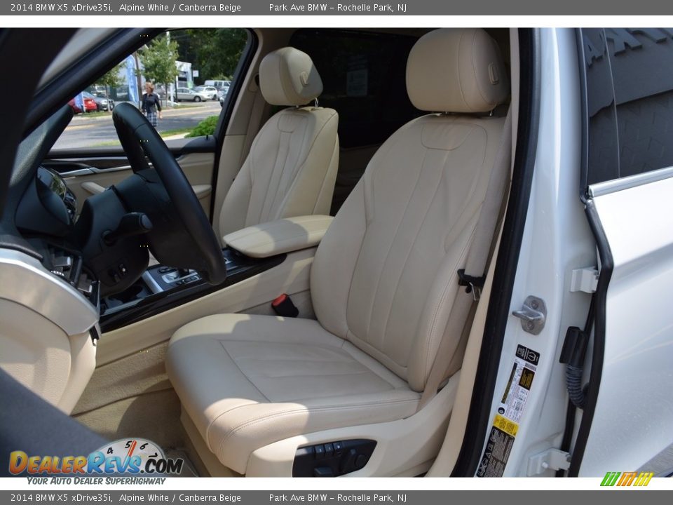 2014 BMW X5 xDrive35i Alpine White / Canberra Beige Photo #13