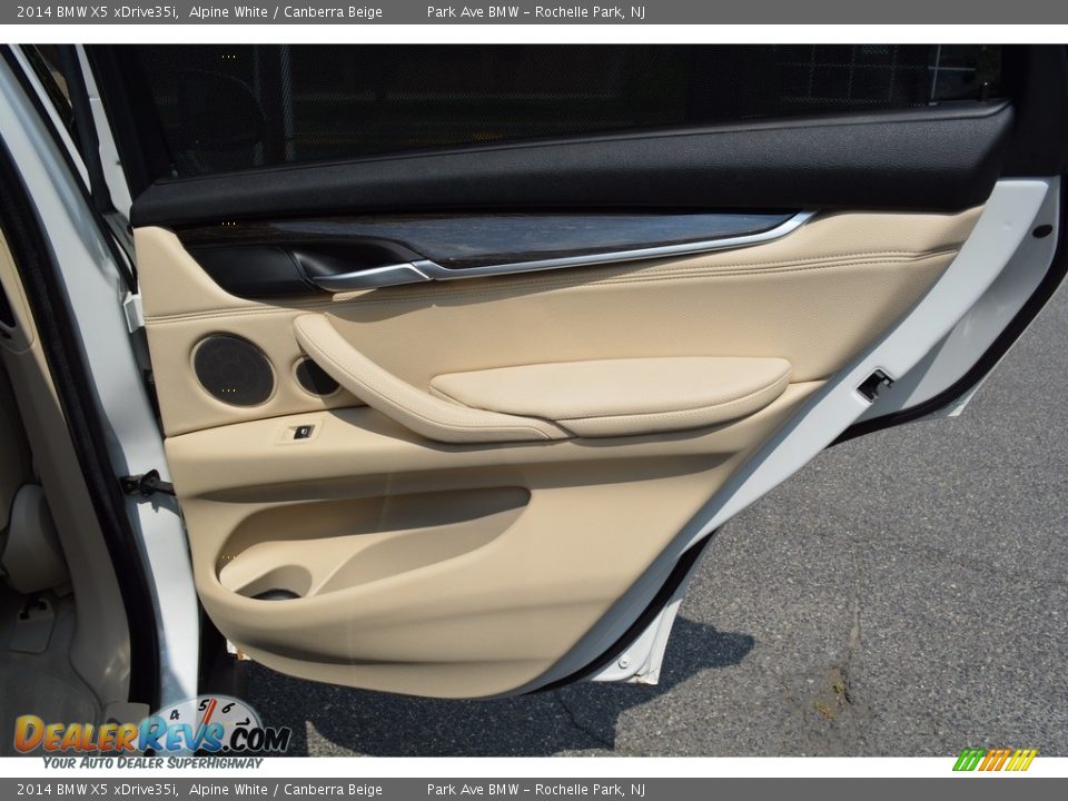 2014 BMW X5 xDrive35i Alpine White / Canberra Beige Photo #25