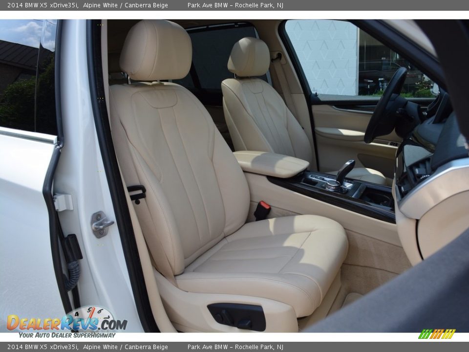 2014 BMW X5 xDrive35i Alpine White / Canberra Beige Photo #30