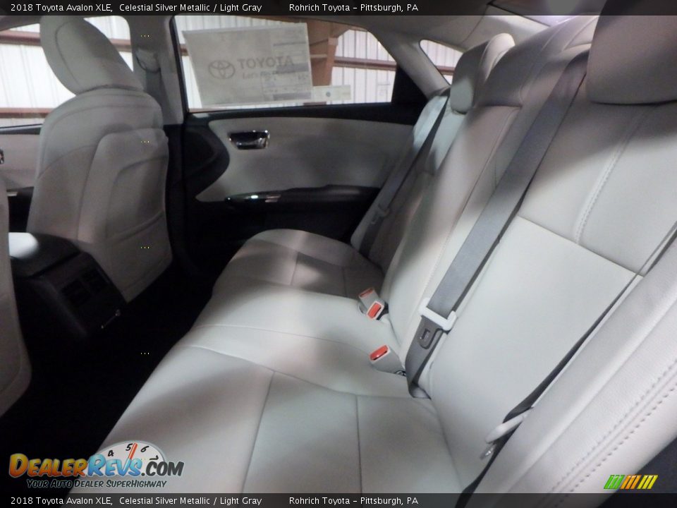 2018 Toyota Avalon XLE Celestial Silver Metallic / Light Gray Photo #7