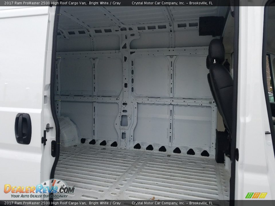 2017 Ram ProMaster 2500 High Roof Cargo Van Bright White / Gray Photo #17