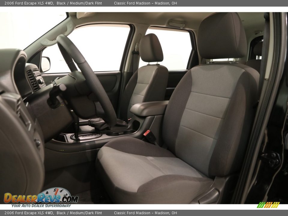 2006 Ford Escape XLS 4WD Black / Medium/Dark Flint Photo #5