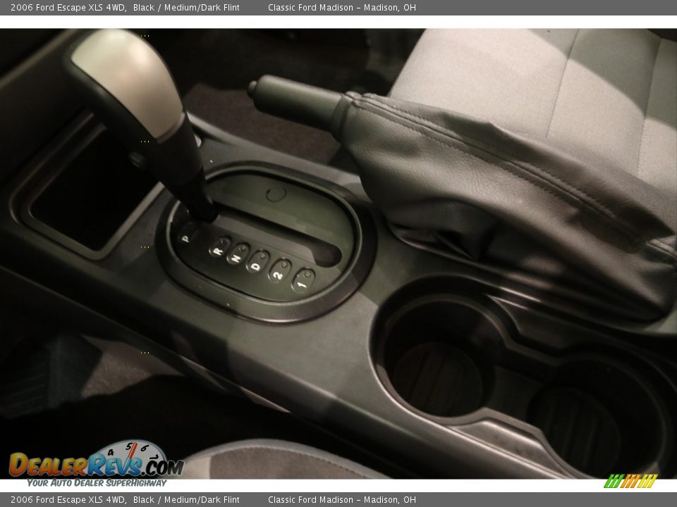 2006 Ford Escape XLS 4WD Black / Medium/Dark Flint Photo #10
