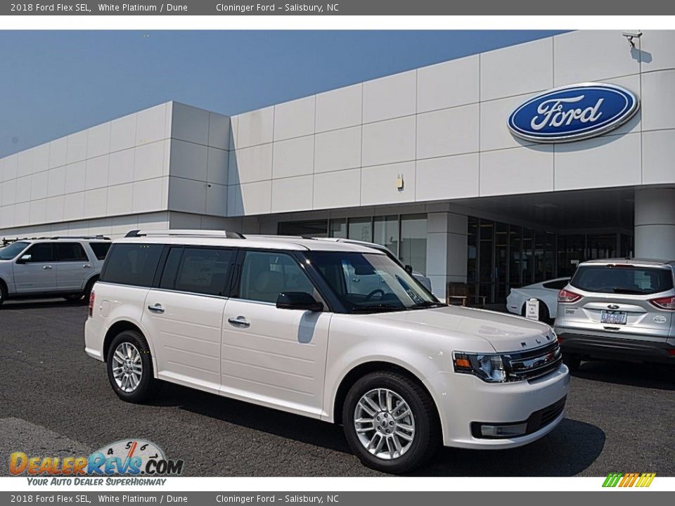 Front 3/4 View of 2018 Ford Flex SEL Photo #1