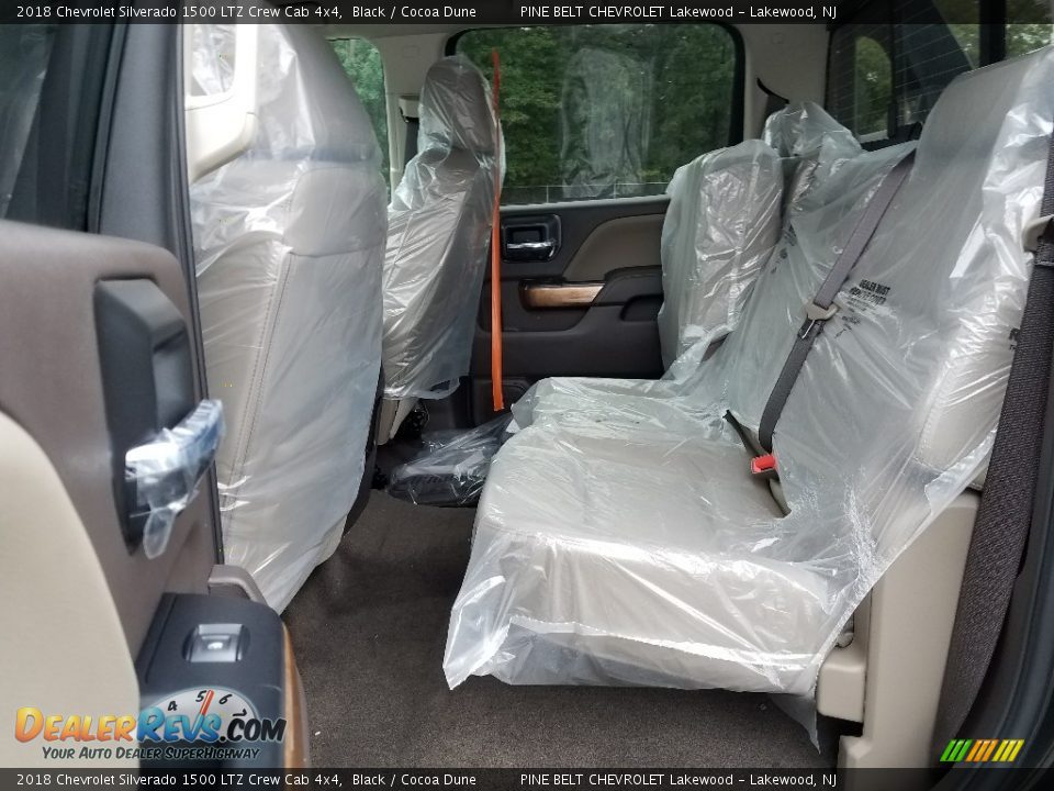 2018 Chevrolet Silverado 1500 LTZ Crew Cab 4x4 Black / Cocoa Dune Photo #6