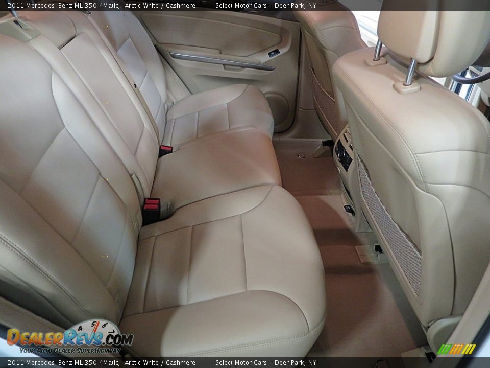 2011 Mercedes-Benz ML 350 4Matic Arctic White / Cashmere Photo #16