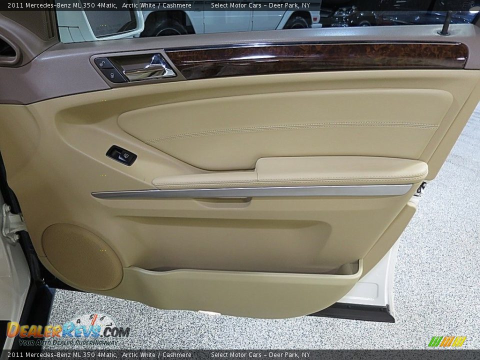 2011 Mercedes-Benz ML 350 4Matic Arctic White / Cashmere Photo #18