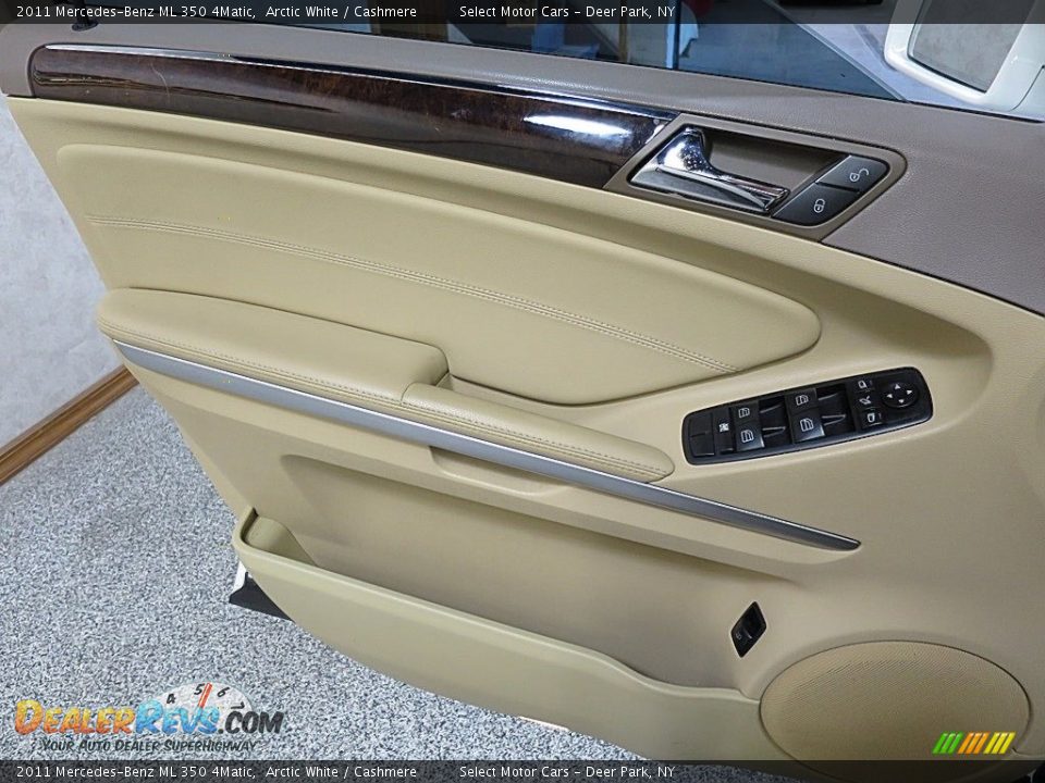 2011 Mercedes-Benz ML 350 4Matic Arctic White / Cashmere Photo #19