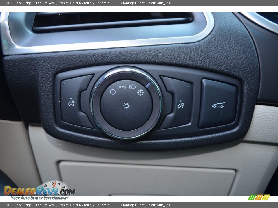 2017 Ford Edge Titanium AWD White Gold Metallic / Ceramic Photo #21