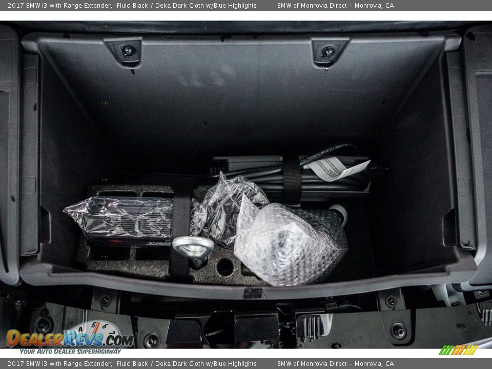 2017 BMW i3 with Range Extender Fluid Black / Deka Dark Cloth w/Blue Highlights Photo #9