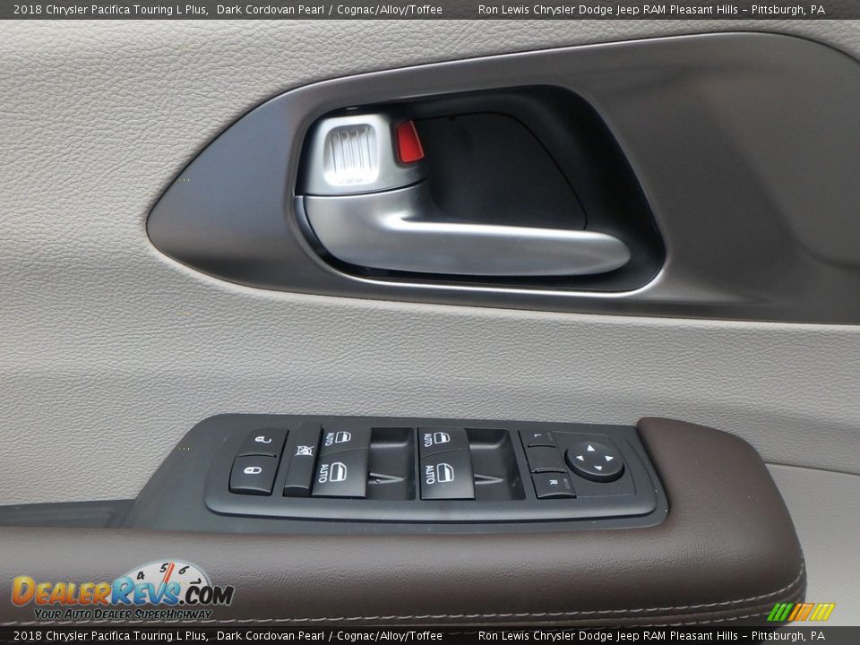 Controls of 2018 Chrysler Pacifica Touring L Plus Photo #15
