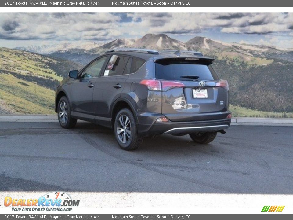 2017 Toyota RAV4 XLE Magnetic Gray Metallic / Ash Photo #3
