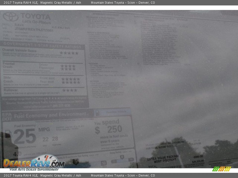 2017 Toyota RAV4 XLE Magnetic Gray Metallic / Ash Photo #10