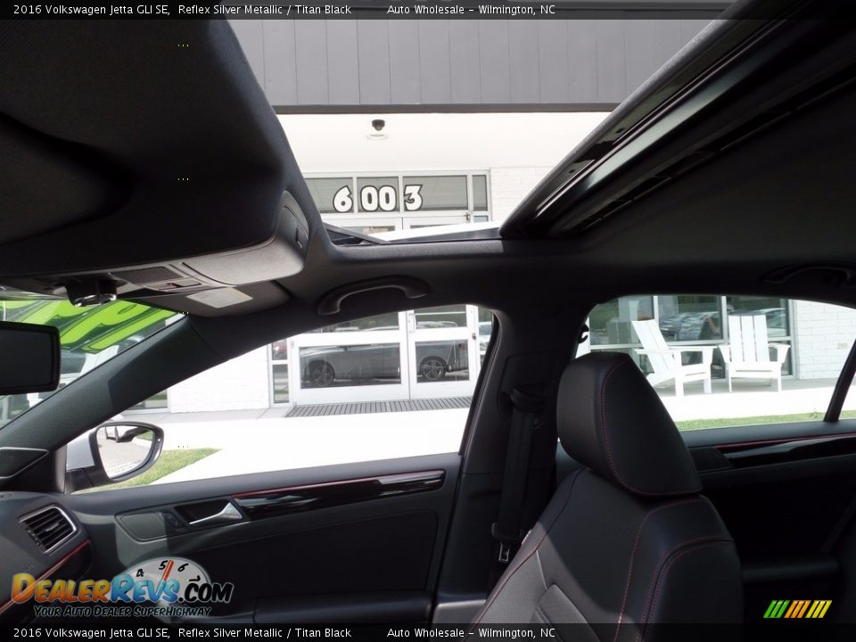 2016 Volkswagen Jetta GLI SE Reflex Silver Metallic / Titan Black Photo #11